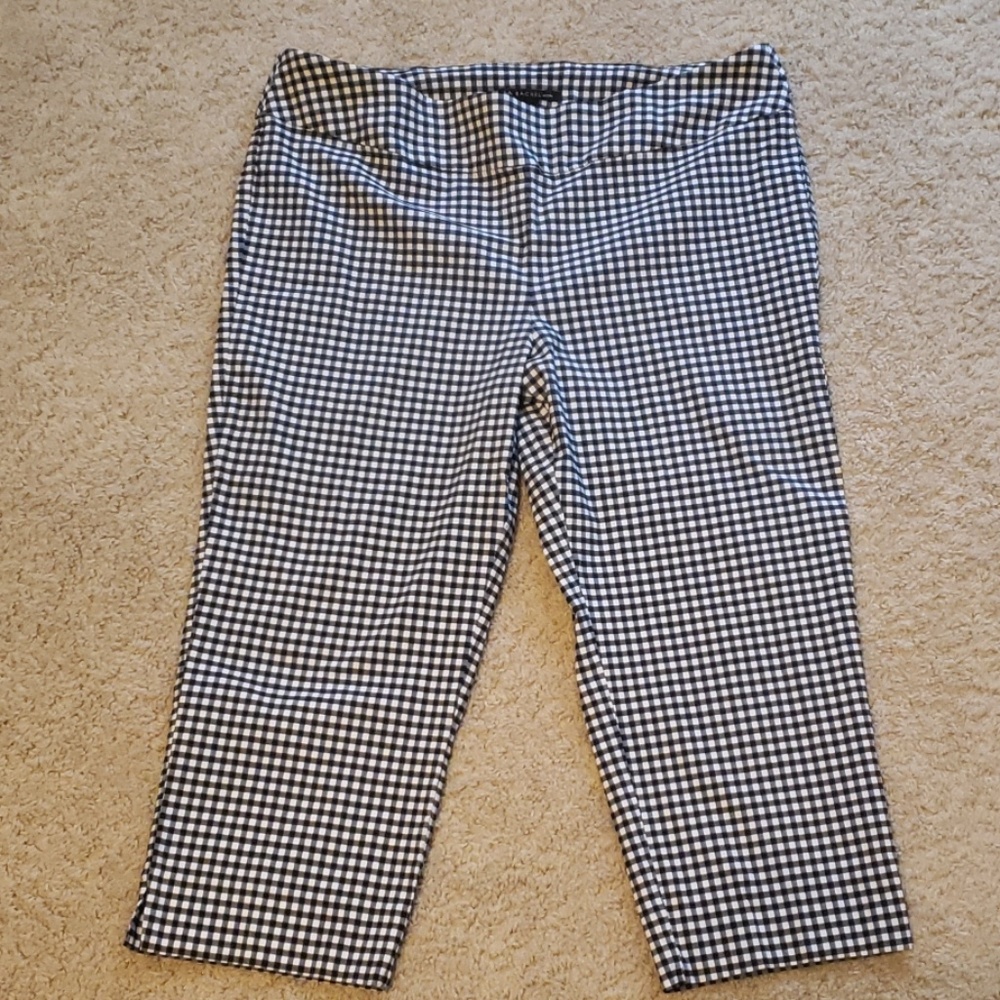 Gingham capris